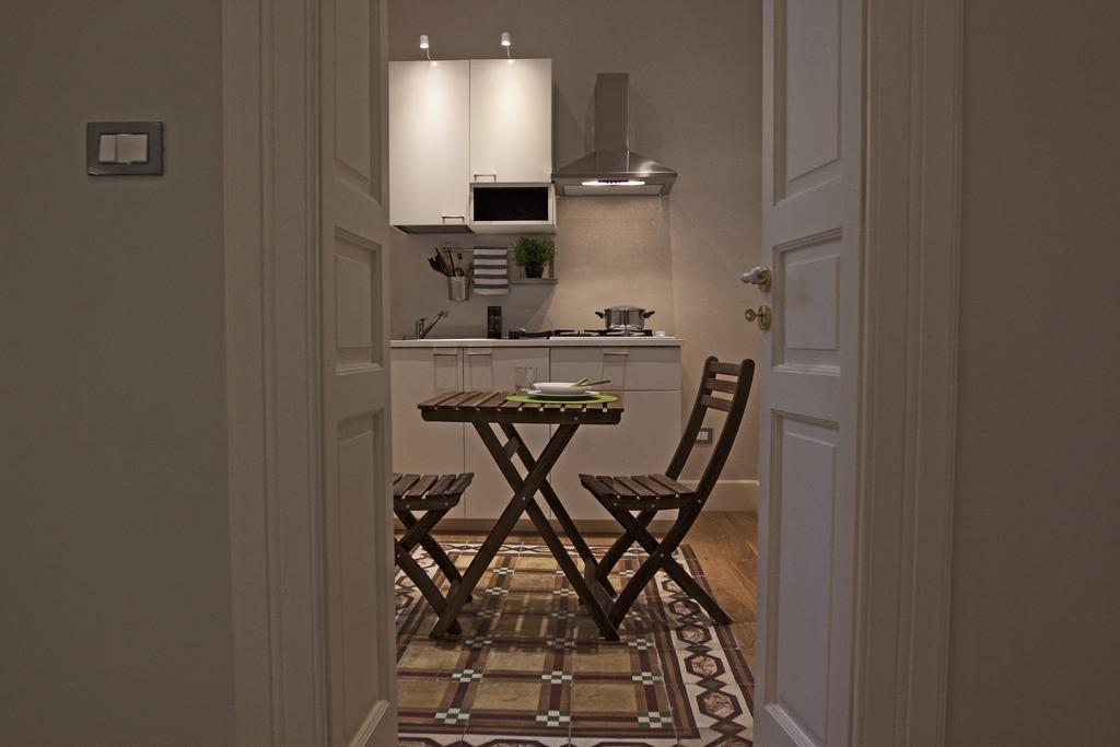 Palazzo 900 Bed & Breakfast Brindisi Ruang foto